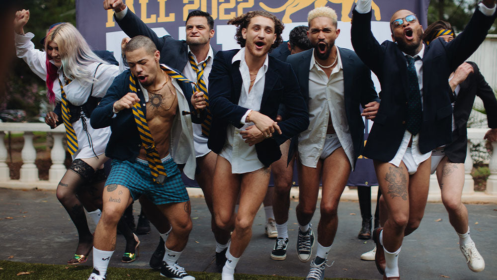Welcome to #SniffiesRush, Fresh Meat.
